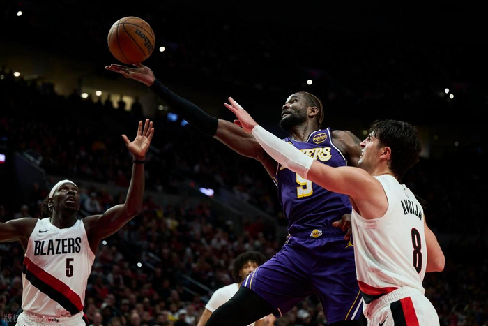 华体会hth体育-“想把我变成卡佩拉”，德安德烈·艾顿不满他在湖人的角色定位|麦克梅纳明|勒布朗-詹姆斯|洛杉矶湖人队|奥兰多魔术队|卢卡-东契奇_新浪体育_新浪新闻